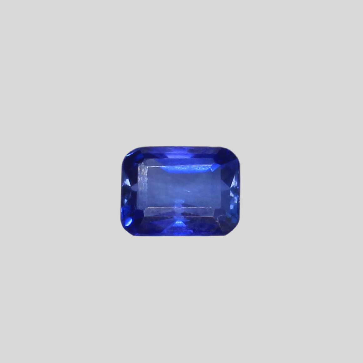 blue sapphire GIA no heat sri lanka step cut cushion 2.6 carats