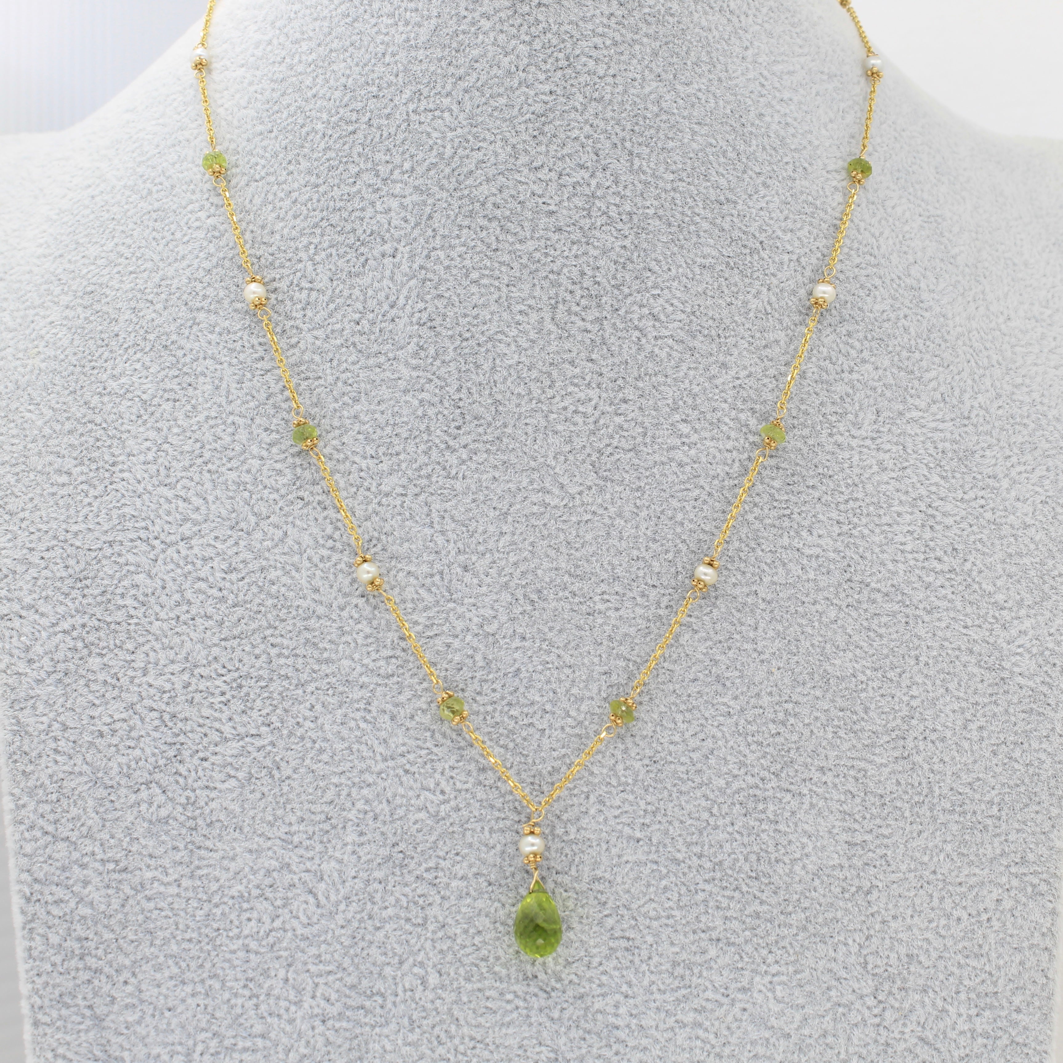 Peridot and pearl gold necklace