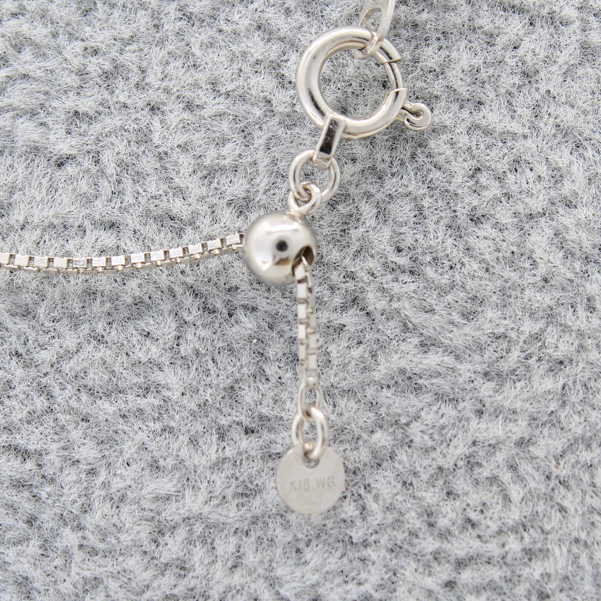 pink orange zoned sapphire on 18k white gold pendant and box chain