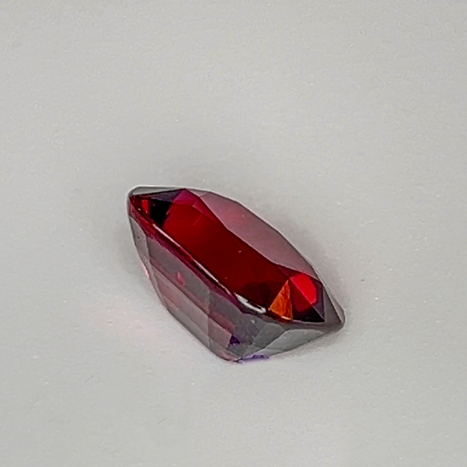 Red Rhodolite Garnet - 8.1 Ct Cushion