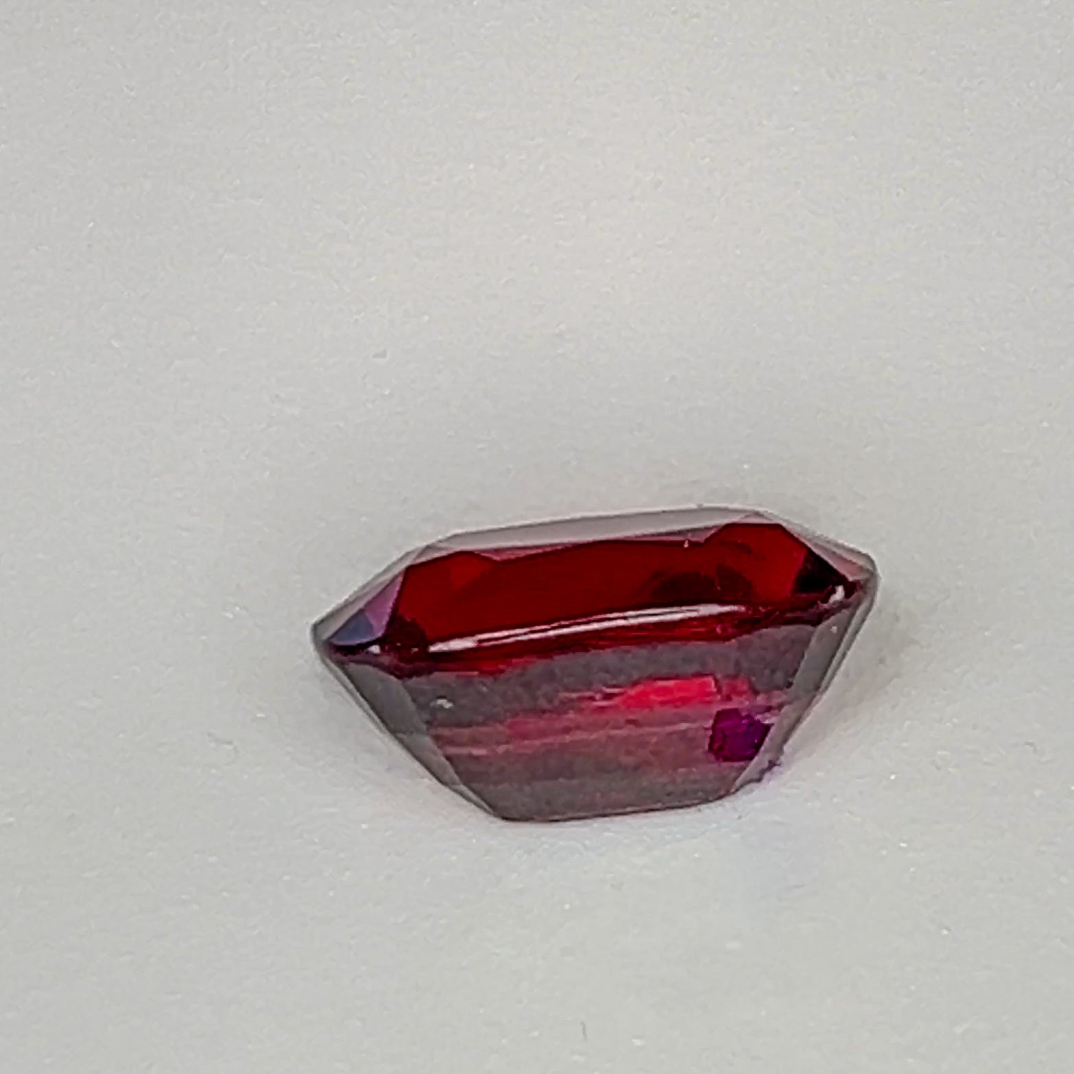 Red Rhodolite Garnet - 8.1 Ct Cushion