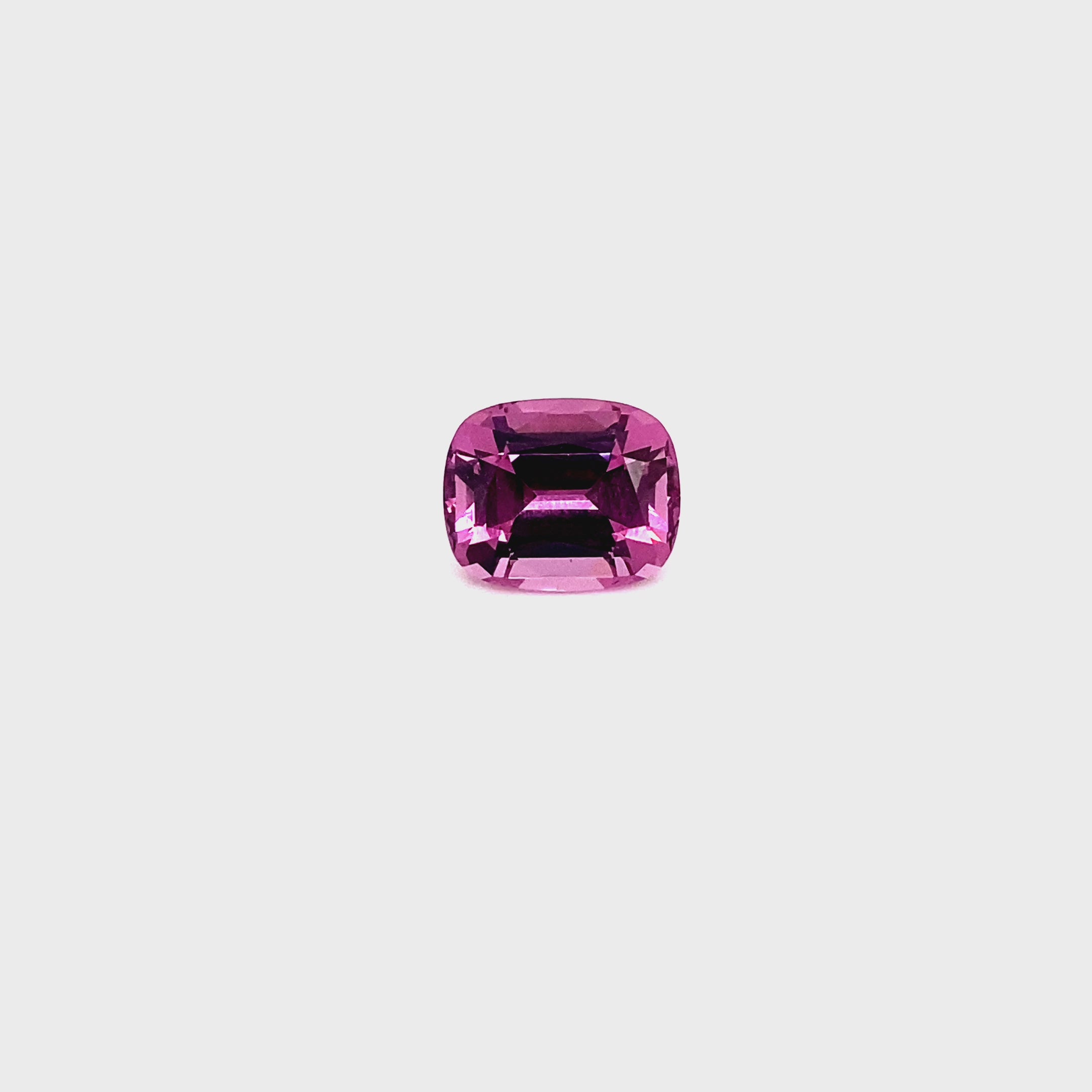 A 360 vidoe of the malaya garnet with a white background