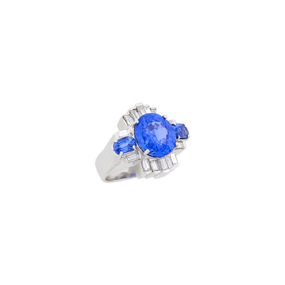 Art Deco 8.75 ct Sapphire Diamond and 18k white gold ring white background