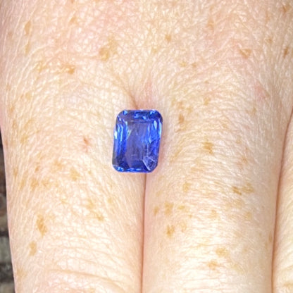 blue sapphire GIA no heat sri lanka step cut cushion 2.6 carats on hand