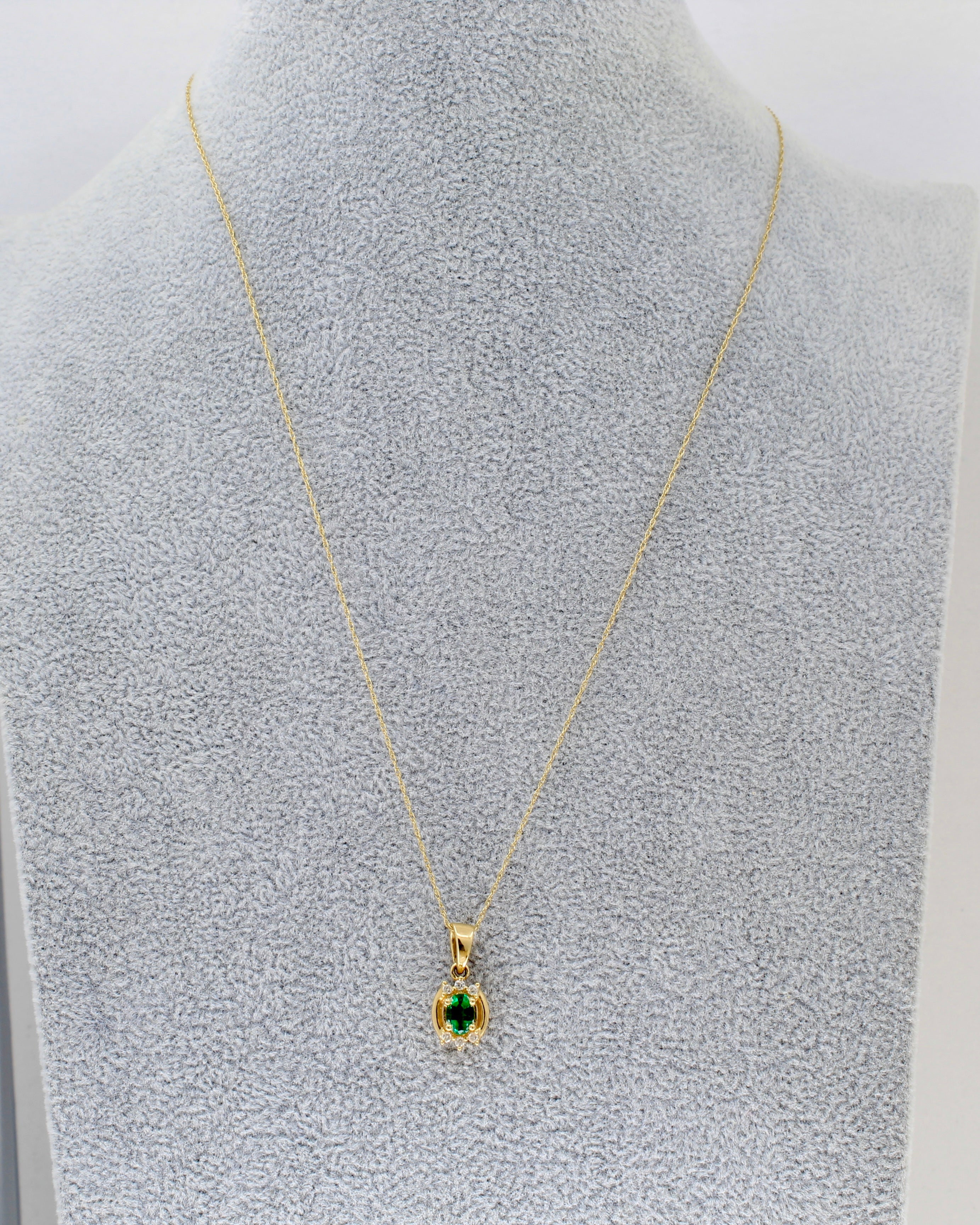 Emerald and Diamond Yellow Gold Pendant and Chain