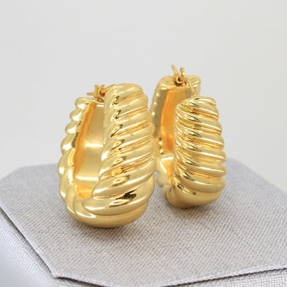 Croissant Puffed Hoop Earrings - 14K Yellow Gold