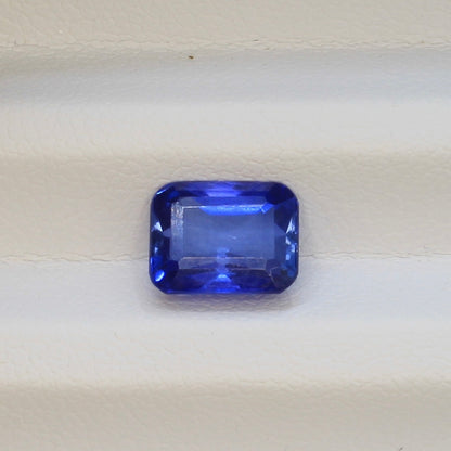 blue sapphire GIA no heat sri lanka step cut cushion 2.6 carats 