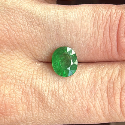 2.5 Carat Opalescent Tsavorite