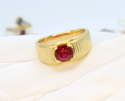 Mid century ruby ring made of 18k yellow gold size 7.5