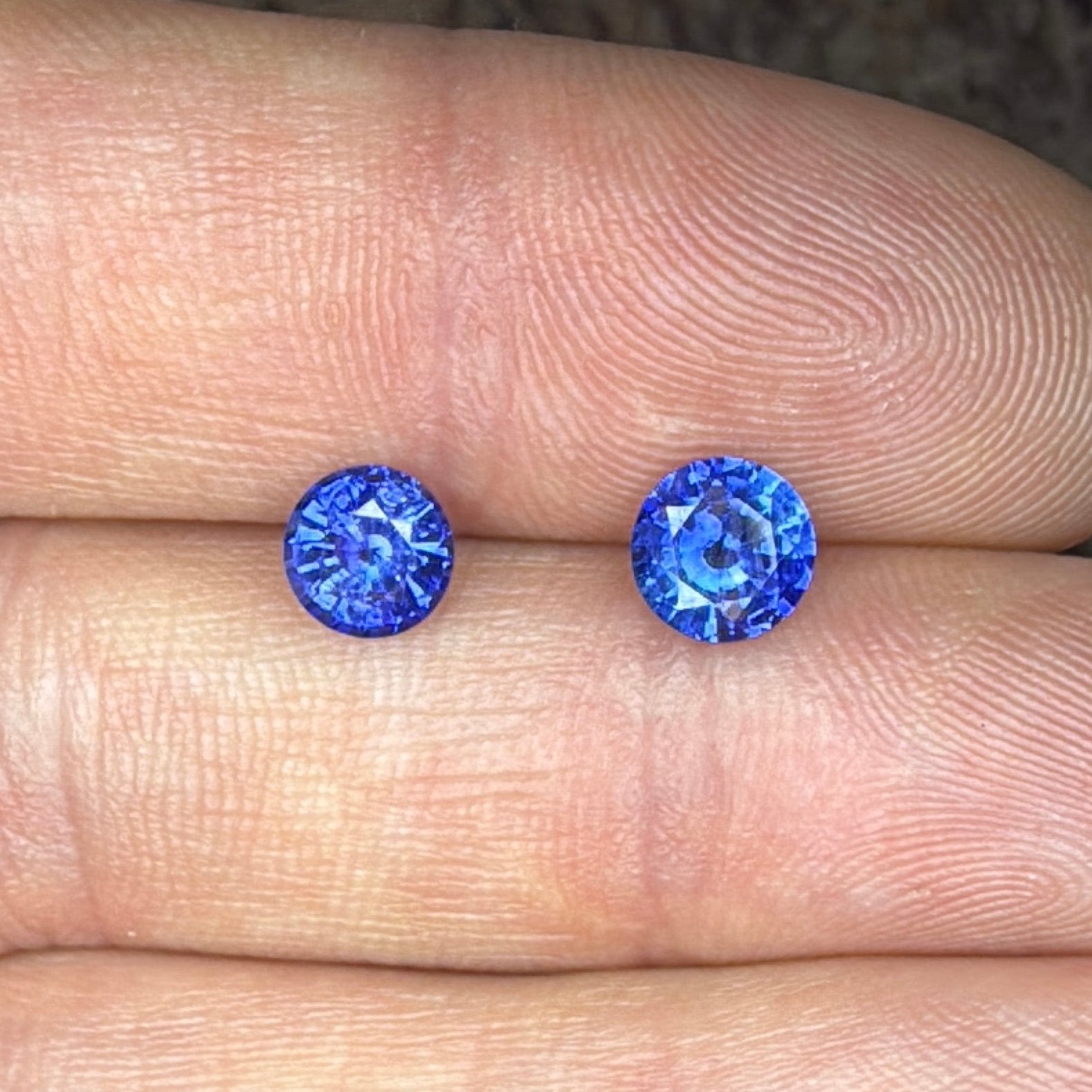 blue ceylon cornflower blue heat sapphire round pair brilliant natural