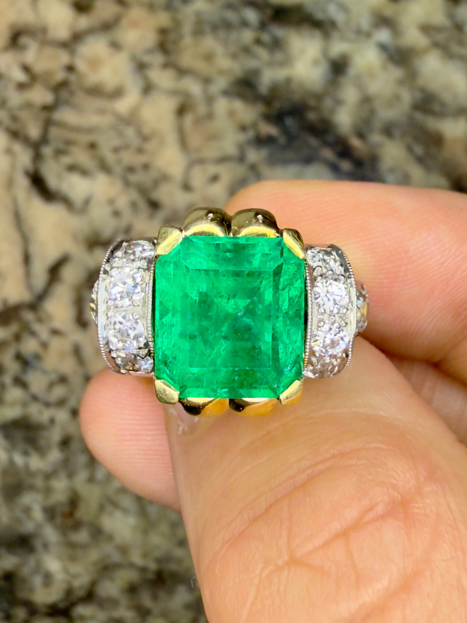 Stunning 5.77 Carat Columbian Emerald 18K Gold and Platinum Ring - AGL Prestige Report