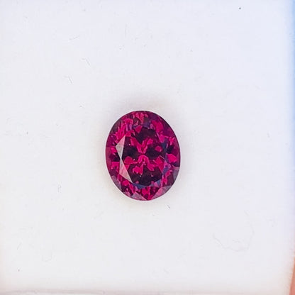 Raspberry Rhodolite Garnet Oval Gemstone 3.69Ct
