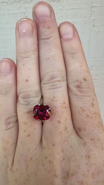 4.1 Carat Umbalite Garnet