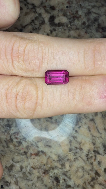 magenta spinel 3 carat aig certified octagon emerald step cut